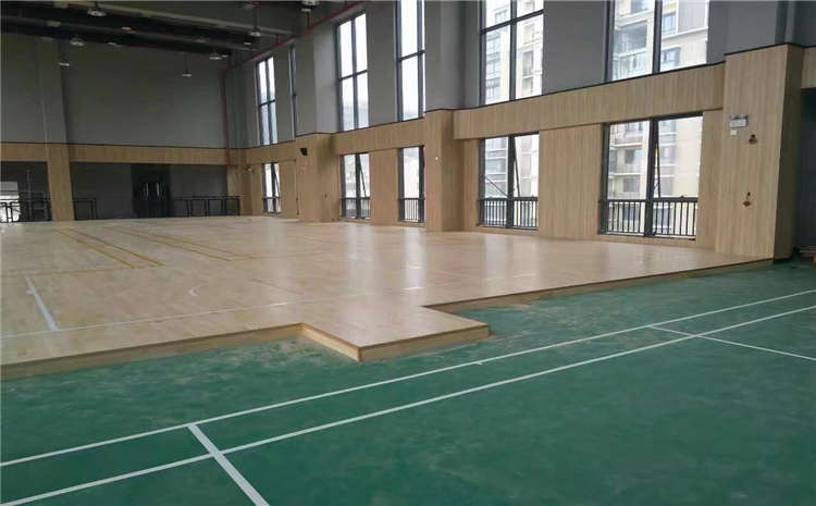 室內籃球場木地板多少錢一平方